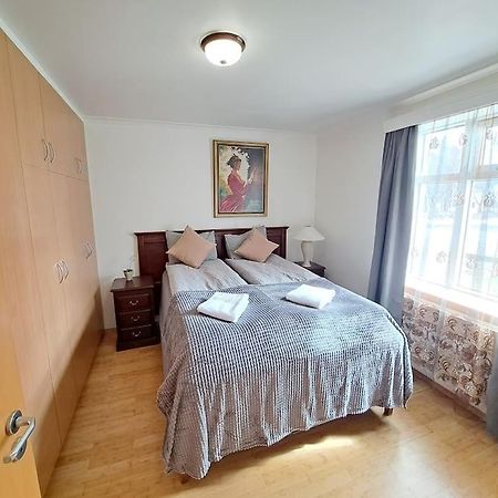 Spacious Apartment -Top Location 阿克雷里 外观 照片